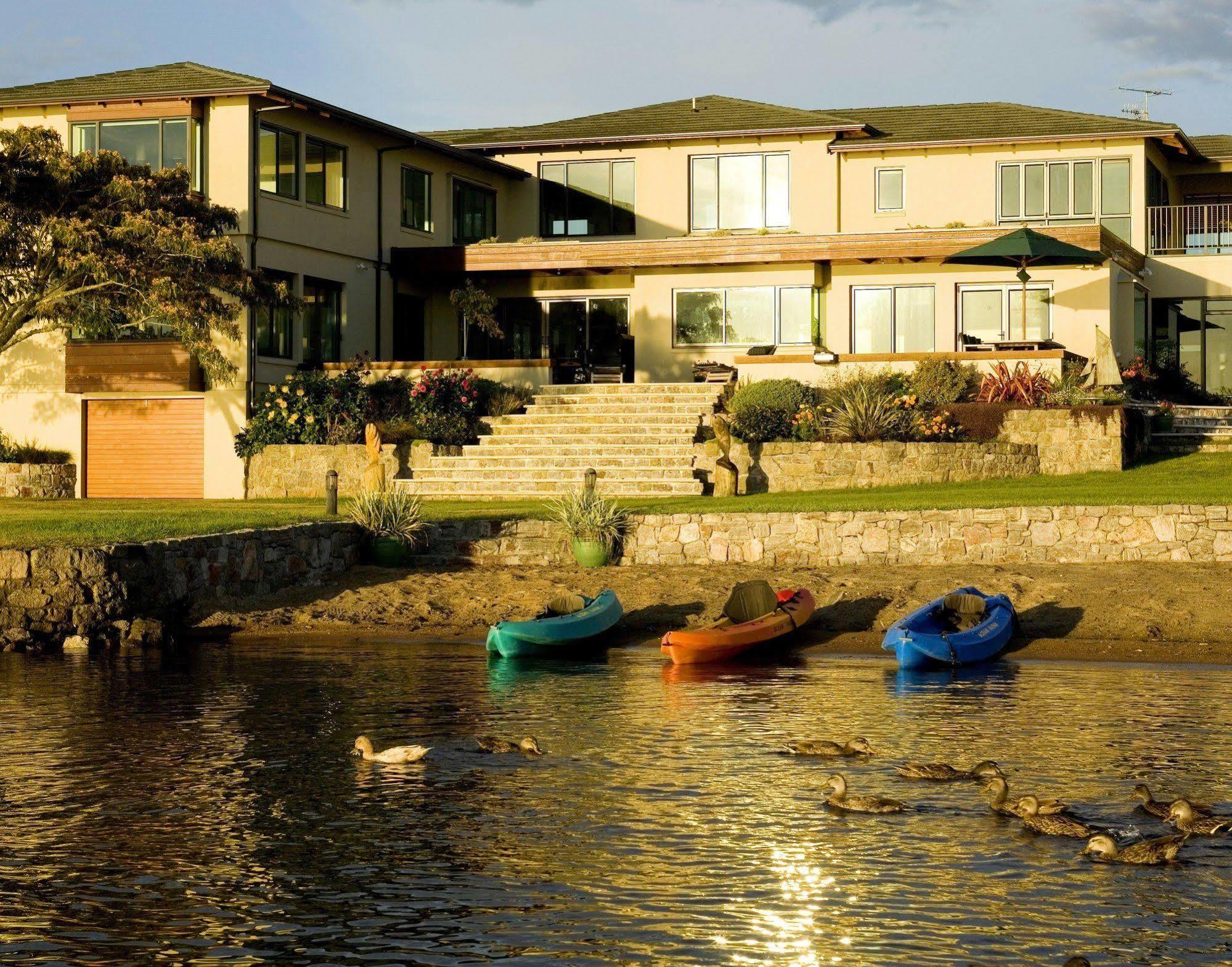 Nicara Lakeside Lodge Rotorua Exterior foto